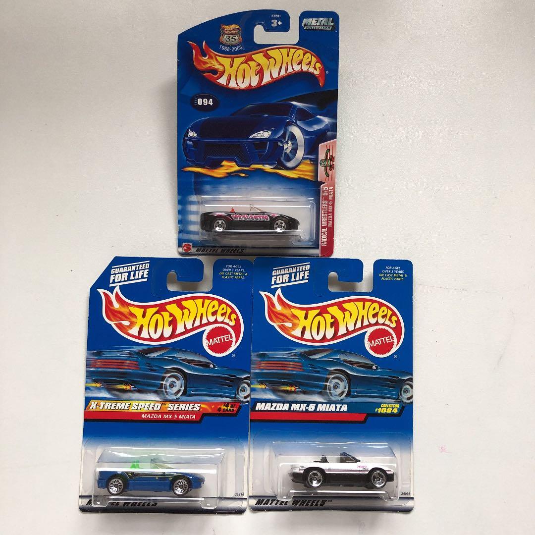 ホットウィール　ユーノス（マツダ）ロードスター（ＭＸ－５）　３台セット　未開封品