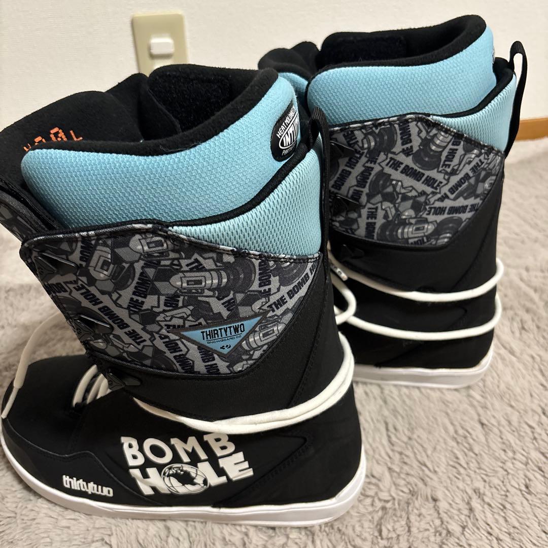 THIRTYTWOサーティーツーブーツ LASHEDBONBHOLE 2324