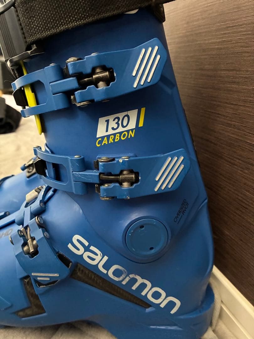 スキーブーツ　サロモンSALOMON カーボン130