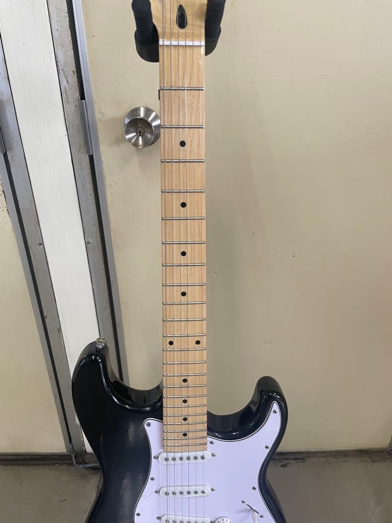 ストラトキャスター　エリッククラプトン仕様　１台限り