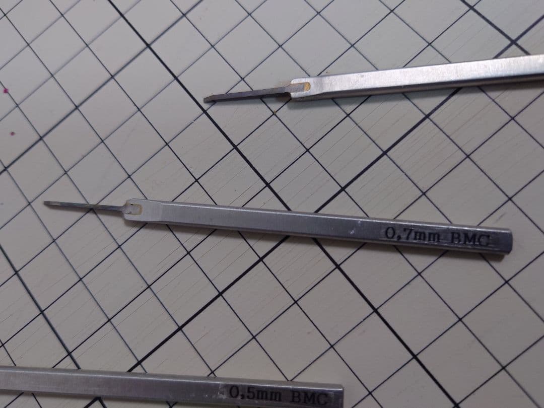 スジボリ堂　BMCタガネお試しセットおまけ付き