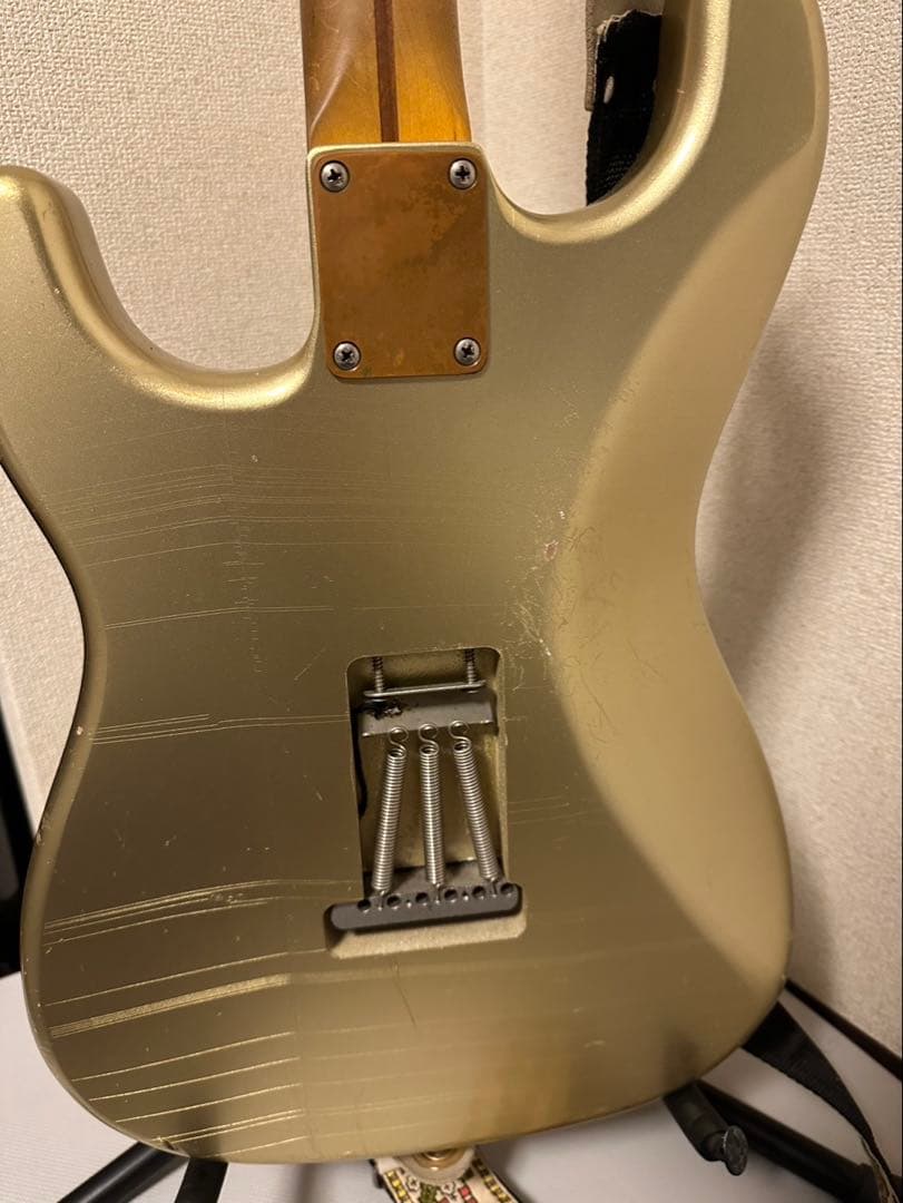 Fender ストラトタイプ MJT