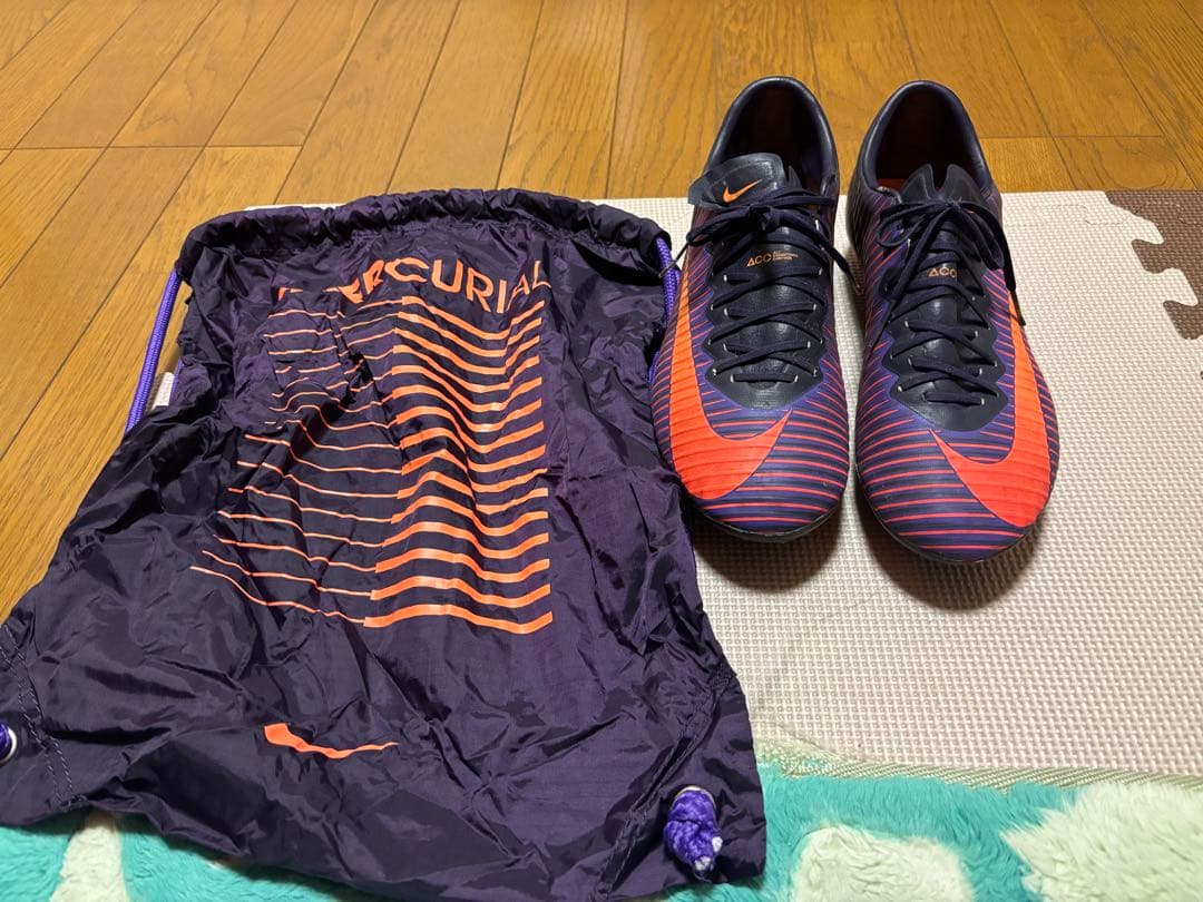 Nike Mercurial ナイキ　マーキュリアルヴェイパー