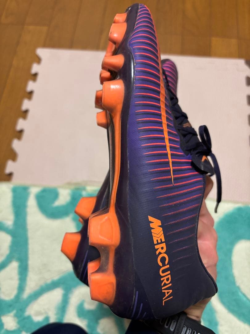 Nike Mercurial ナイキ　マーキュリアルヴェイパー