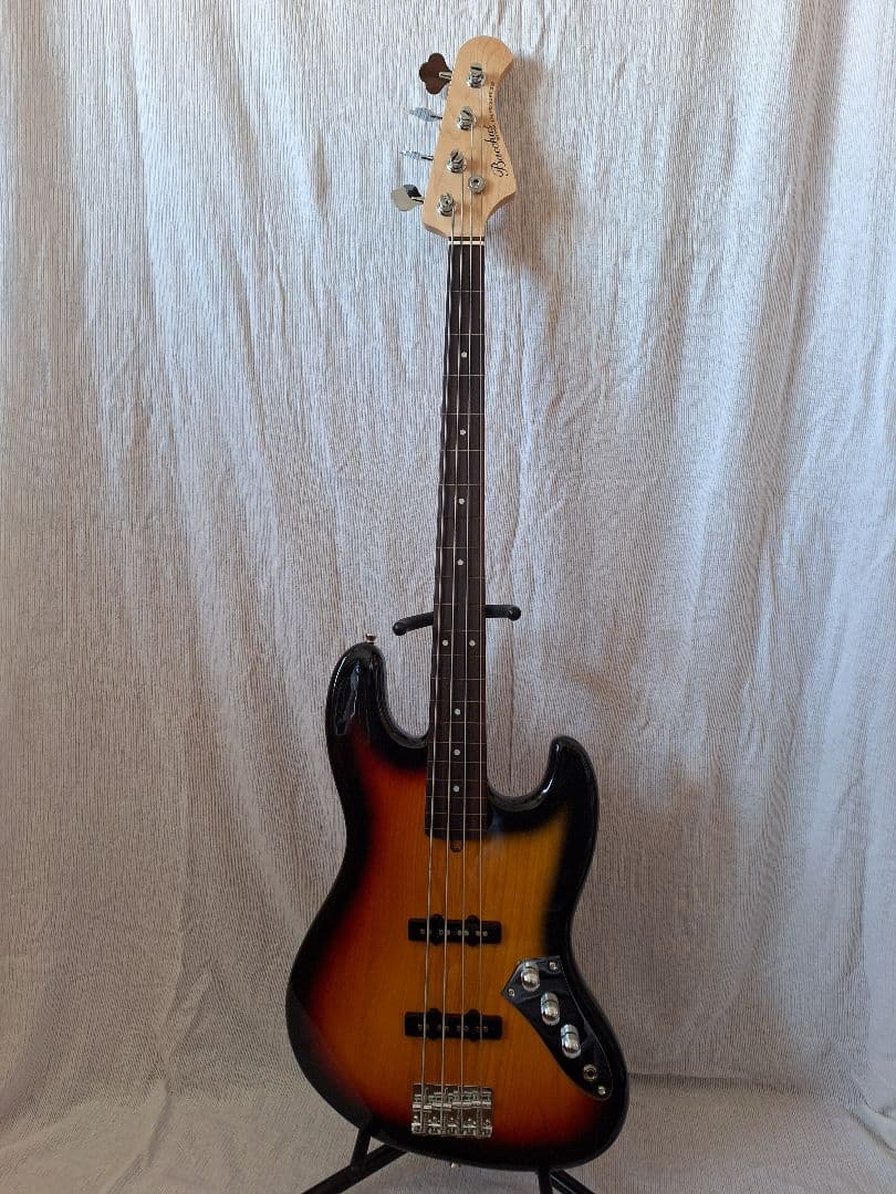 【美品】Bacchus フレットレスベース Universe Series