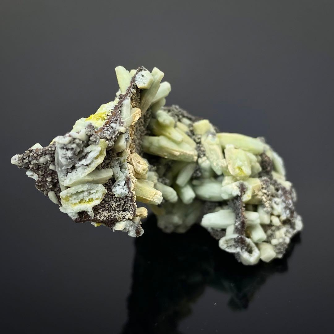 プルンボグマイト　鉛ゴム石　鉱物標本　原石鉱石　天然石　ストーン　バイカラー