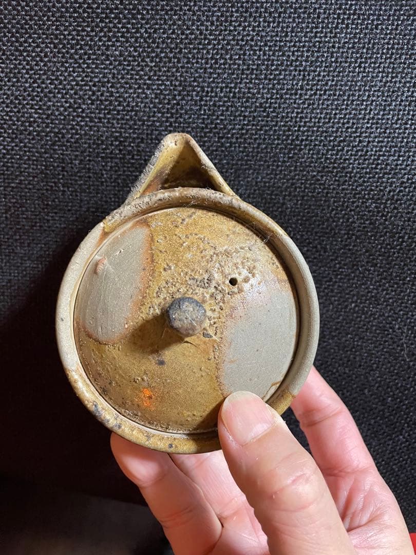 備前焼の宝瓶(松井興之作)