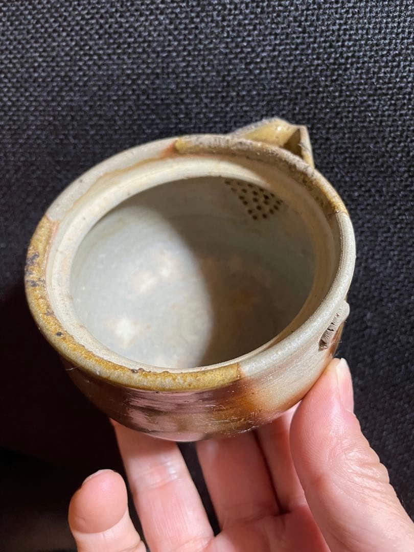 備前焼の宝瓶(松井興之作)