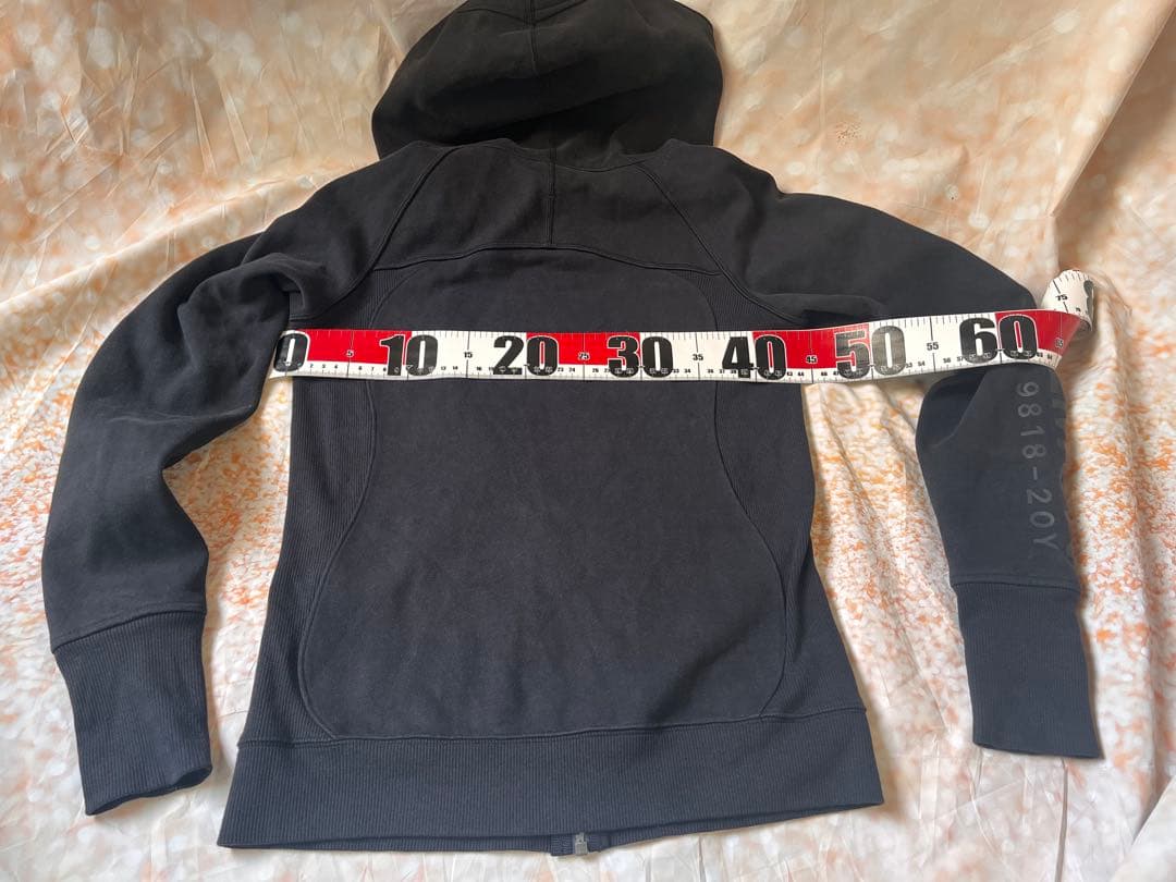 超希少✨ルルレモン限定ロゴ入り スキューバーフーディパーカーサイズ6