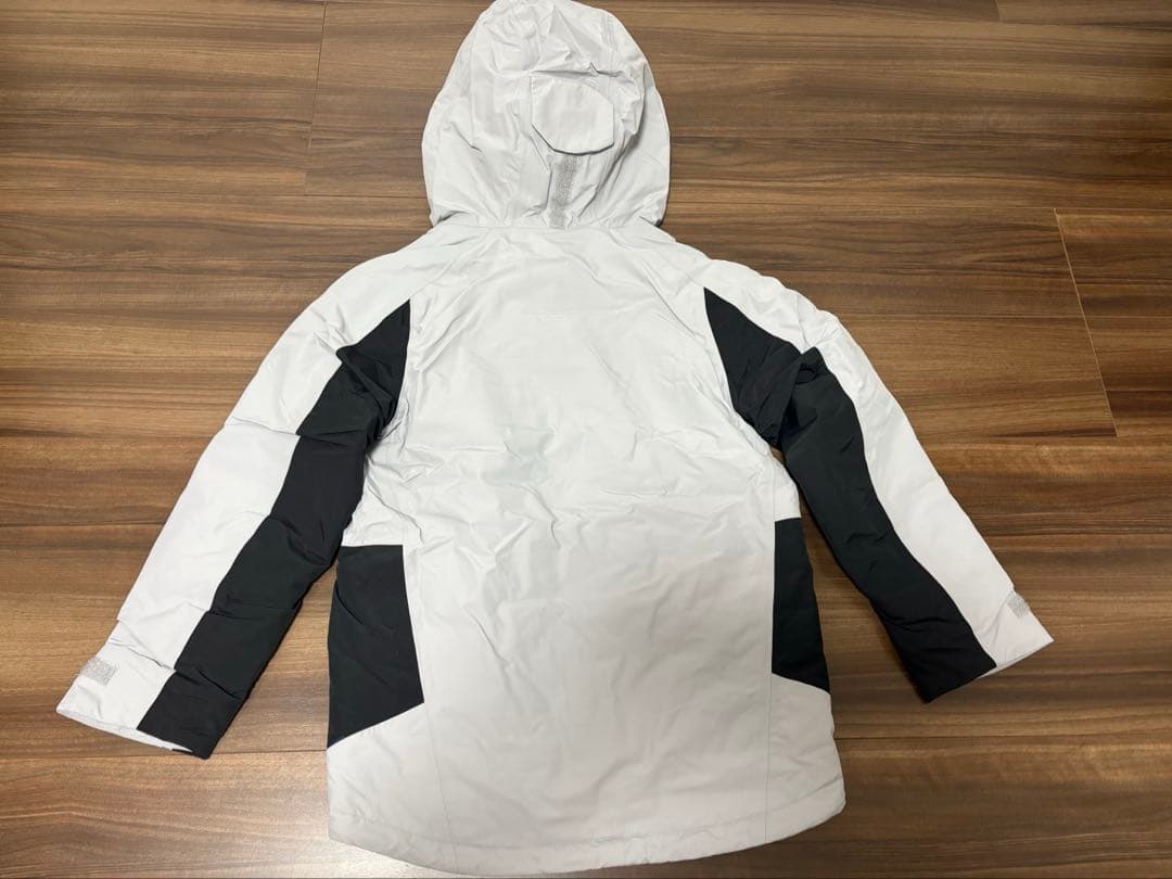 新品　バートンキッズスノーボードウェアジャケット
