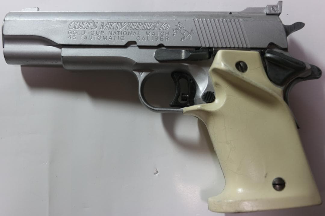 ＭＧＣABS樹脂製モデルガン コルトＧＭ２ナショナルマッチ シルバーモデル中古品