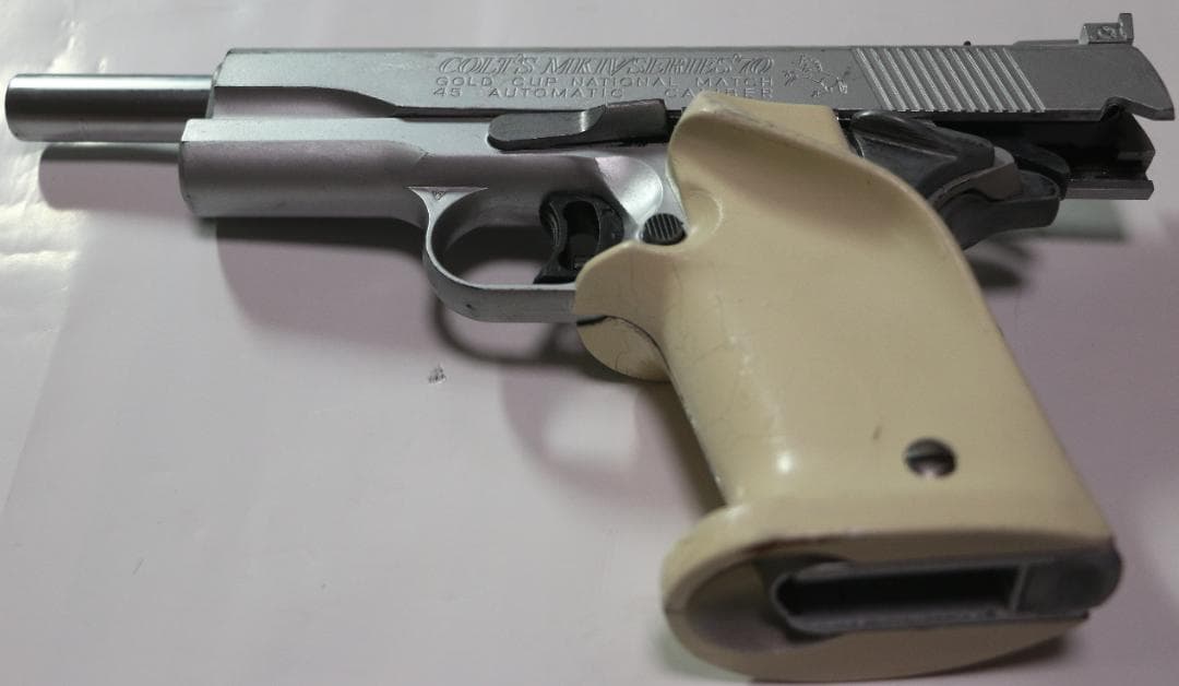 ＭＧＣABS樹脂製モデルガン コルトＧＭ２ナショナルマッチ シルバーモデル中古品