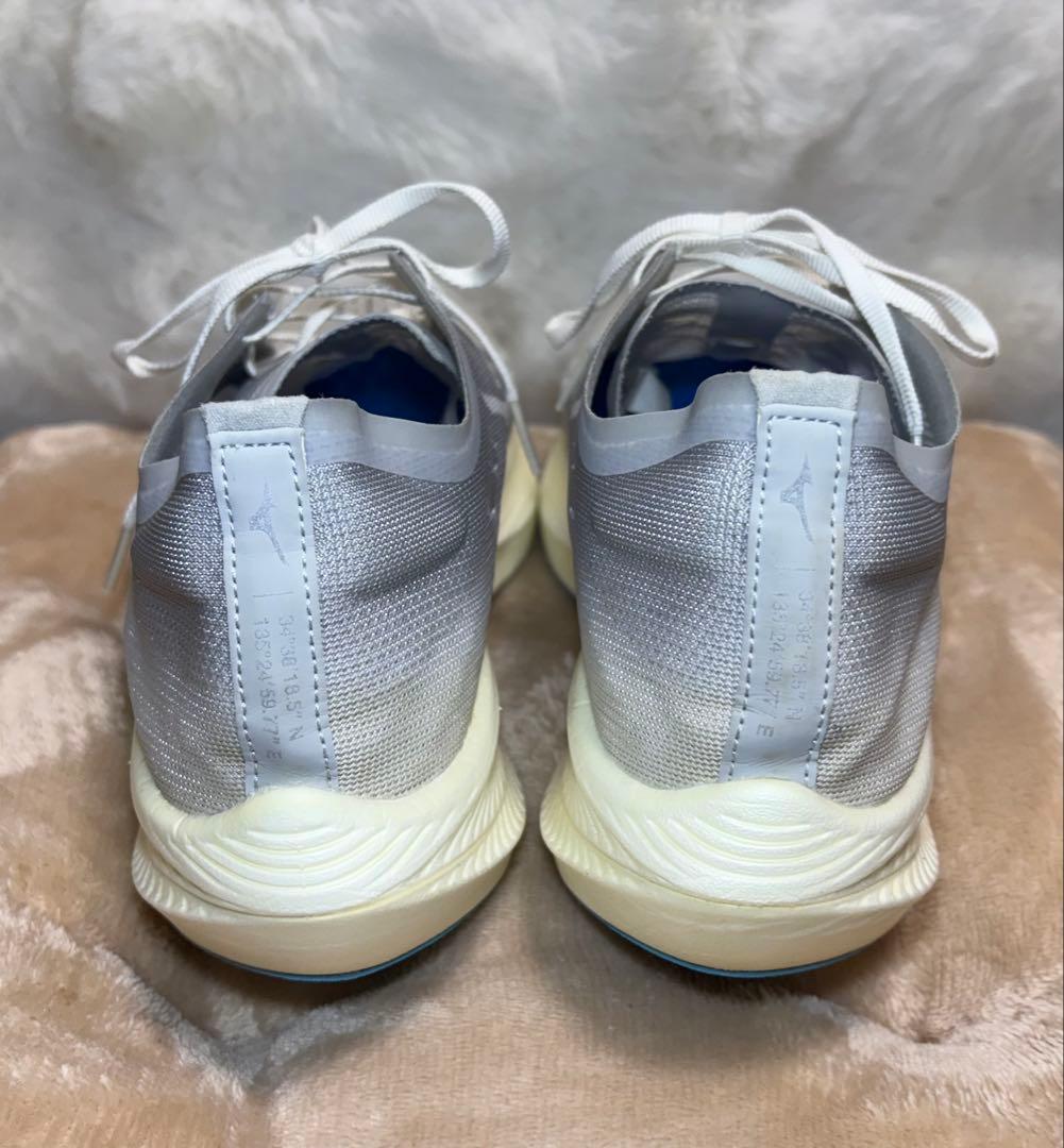 ウェーブリベリオンプロナチュラル　27.0cm