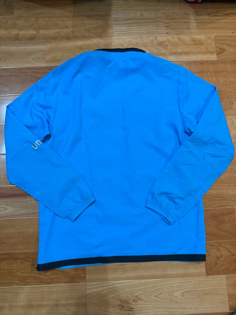 アンブロ　umbro 青 ナイロンウェア　上下セット　Lサイズ　練習着