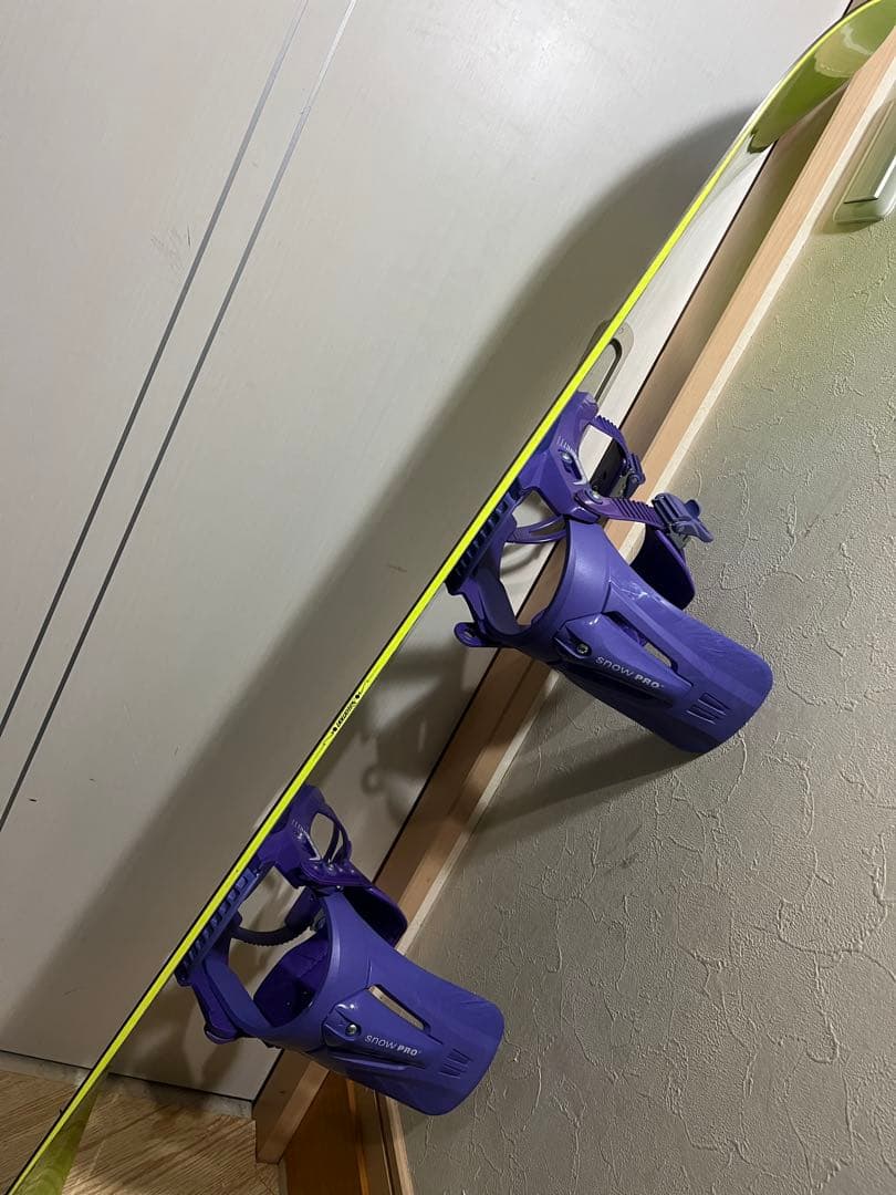 安全に滑れるキッズボード！SALOMON 130cm ブーツ、バイン 3点セット