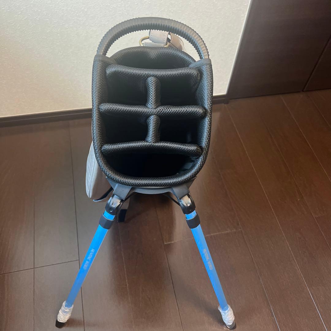 ハンティングワールド　キャディバッグ【新品未使用】