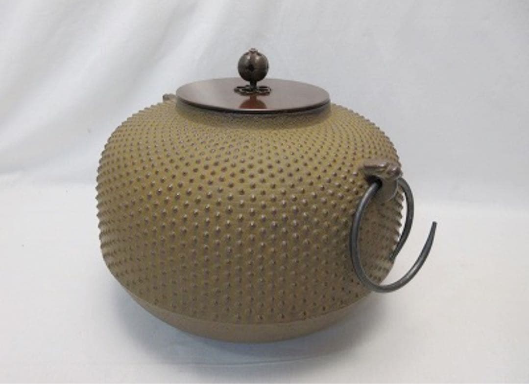 未使用 茶道具 釜師 金森紹栄造 総霰 丸釜 釜印 釜鐶付 茶釜 共箱