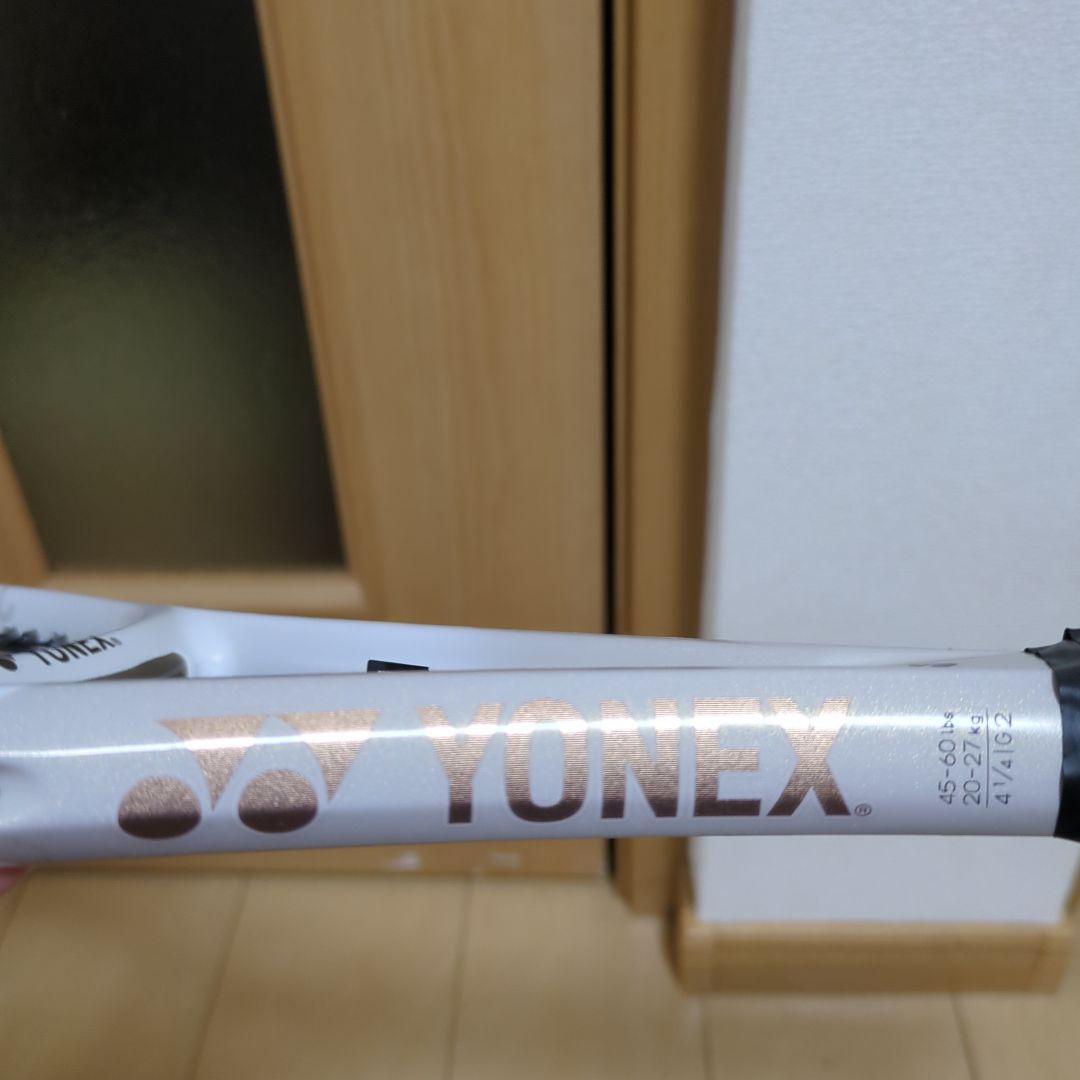 YONEX VCORE 98 テニスラケット 305g