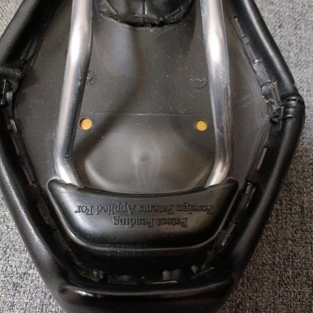 【美品】ISM ADAMO サドル