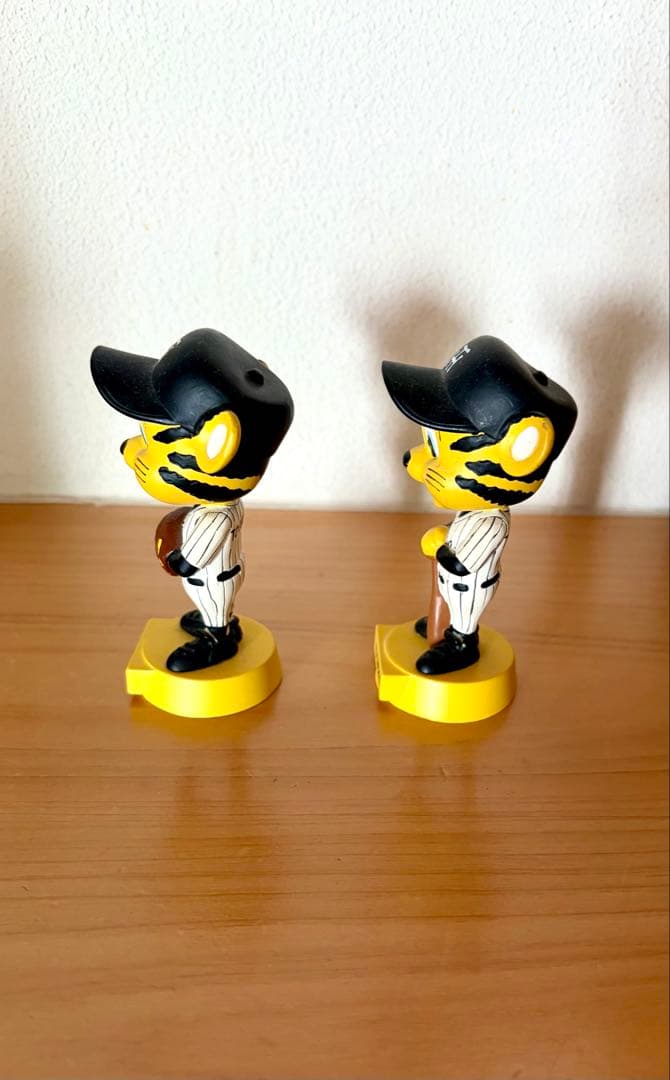 阪神タイガース　トラッキー ボブルヘッドフィギュア 2体セット