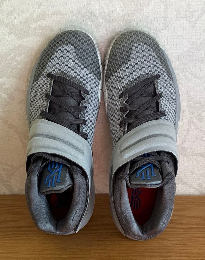 【新品未使用希少品】Nike カイリー2