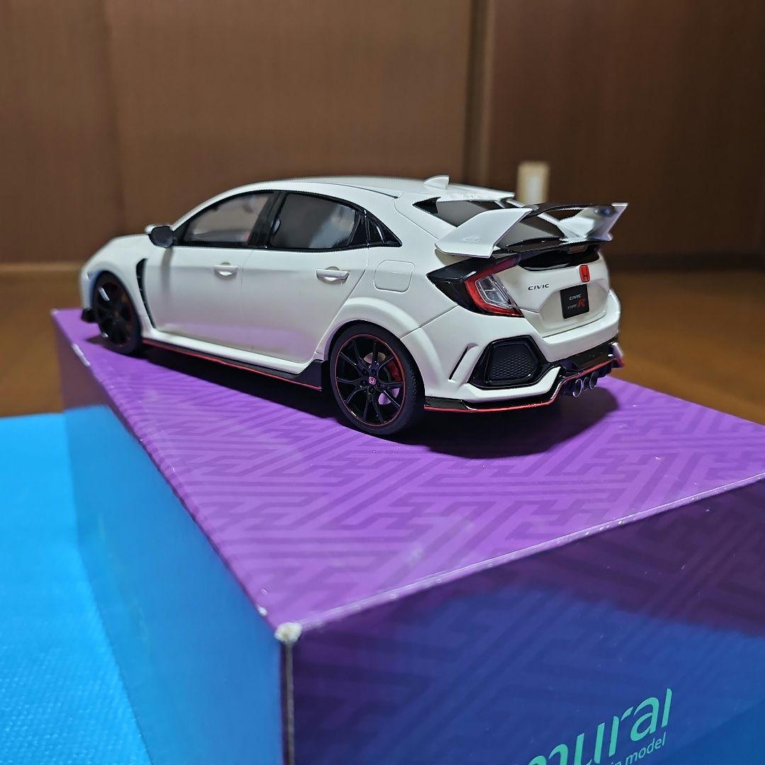 京商 サムライ 1/18 ホンダ シビック タイプR チャンピオン ホワイト