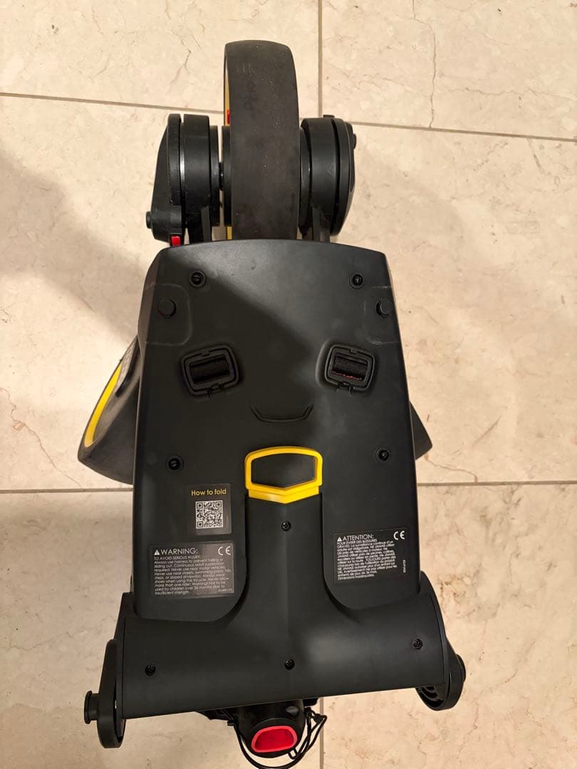 ドゥーナ　リキトライク　doona コンパクト　三輪車　LIKI TRIKE