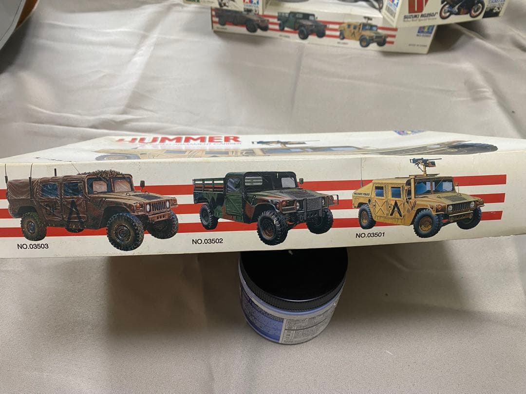 HUMMER 1/35 AUTHENTIC SCALE 駆動モーター付