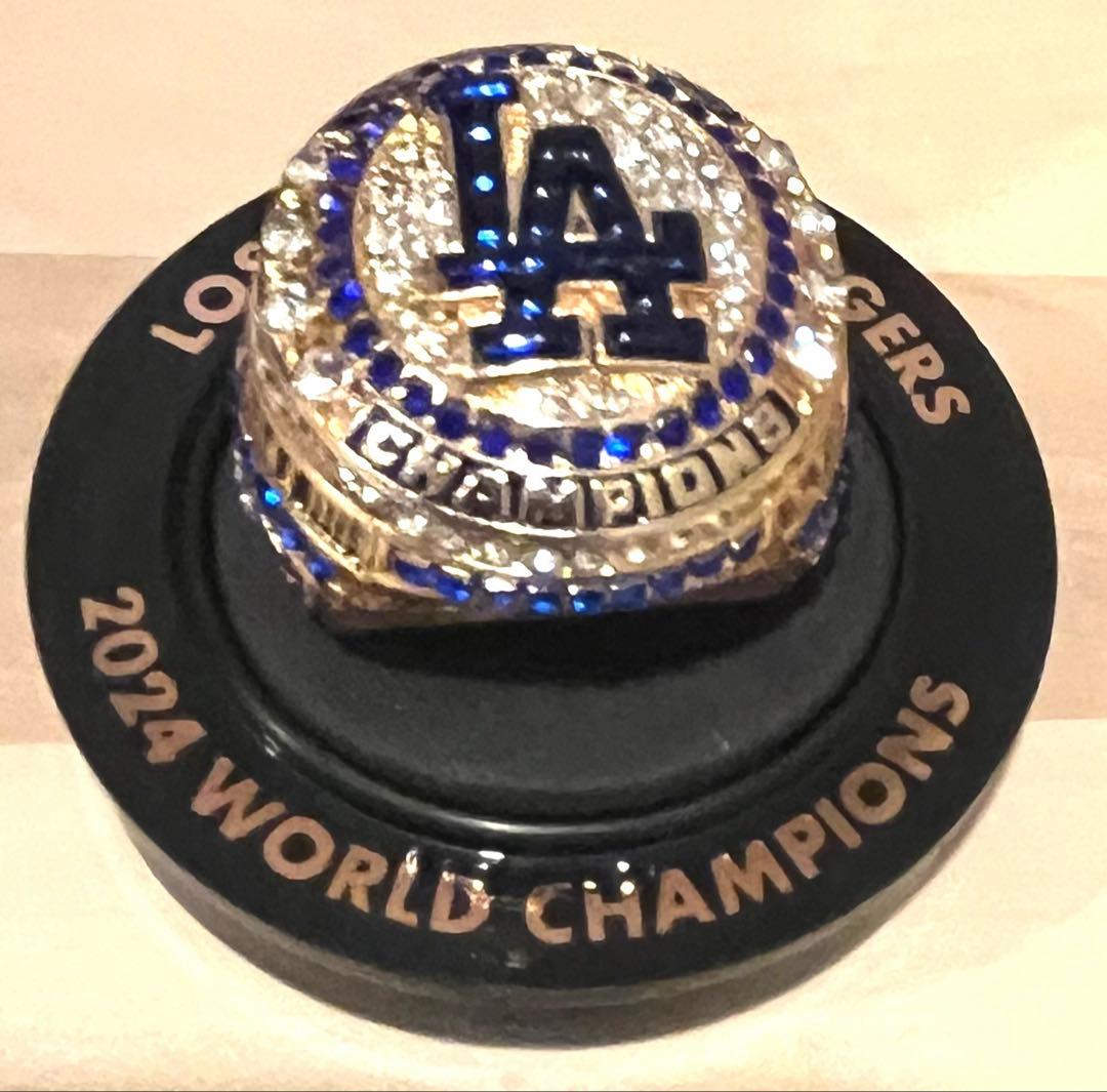 ドジャース　大谷翔平　配布チャンピオンリング