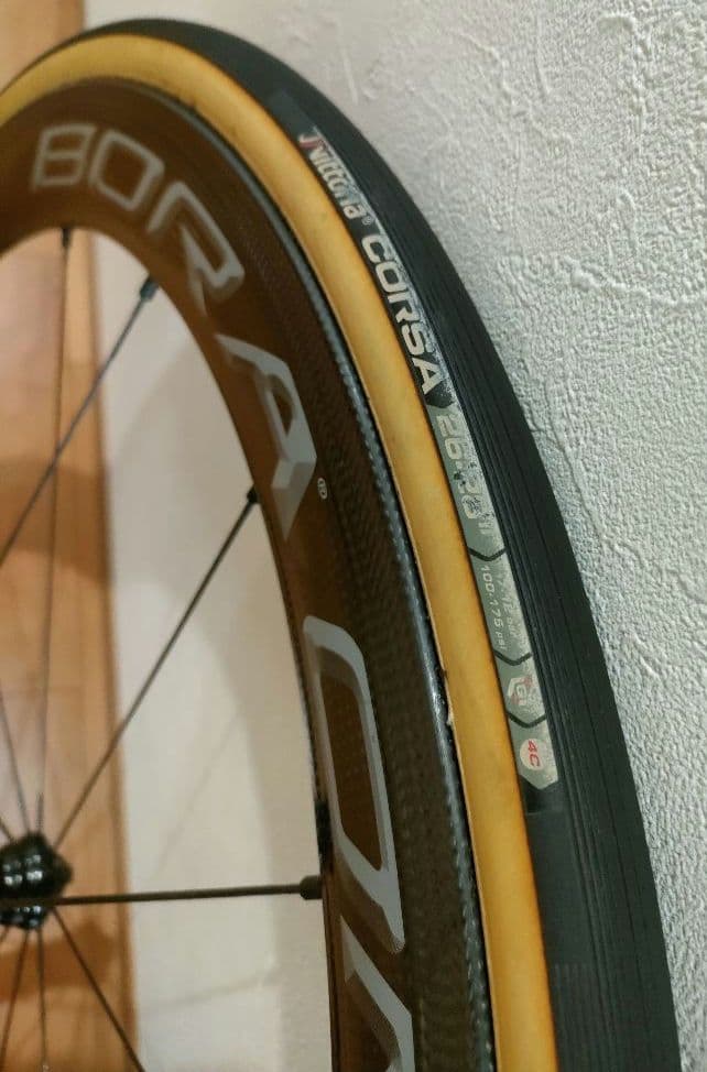 Bora One 50 TU フロントホイール　※タイヤはジャンク、オマケ付き