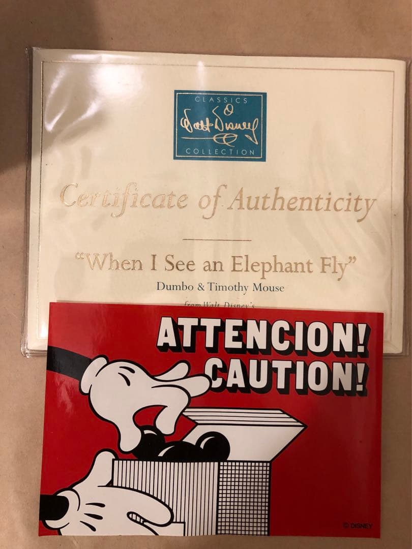 WDCC ダンボ　\"When I See an Elephant Fly\"