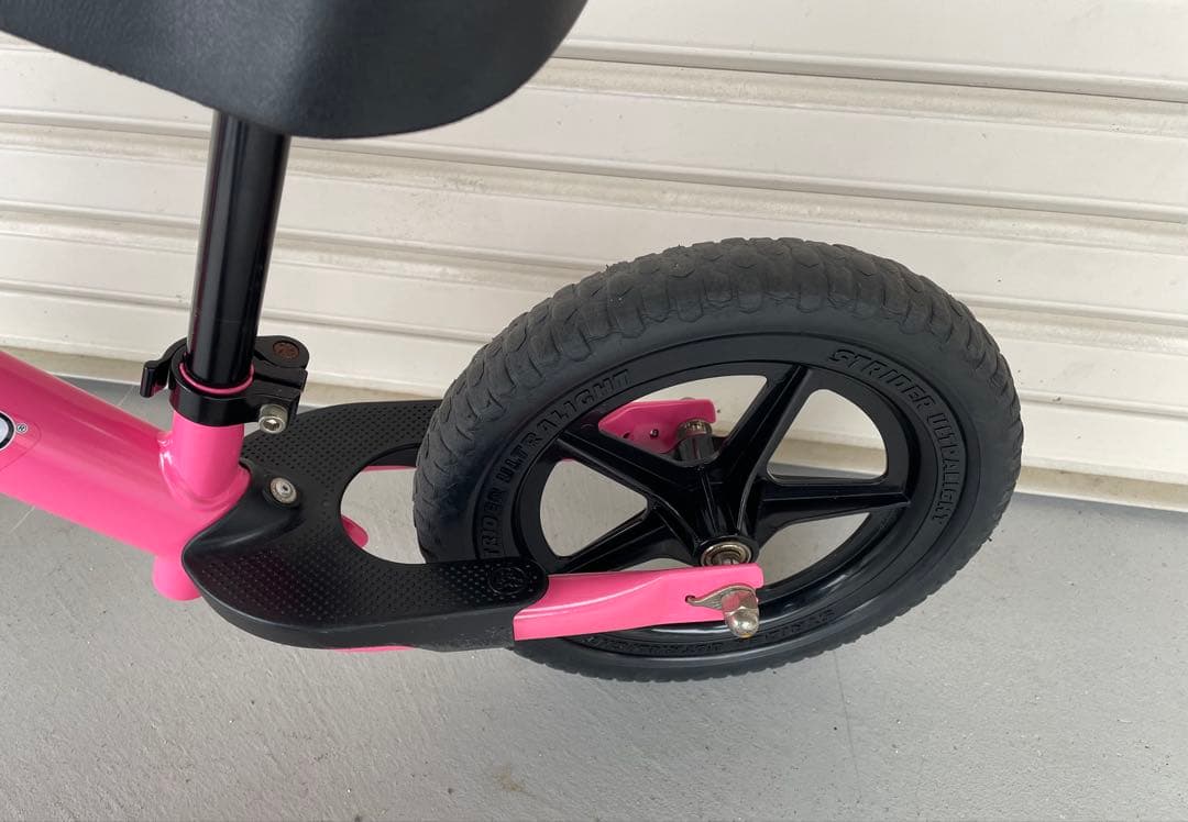 ストライダースポーツモデル STRIDER Sports Model ピンク