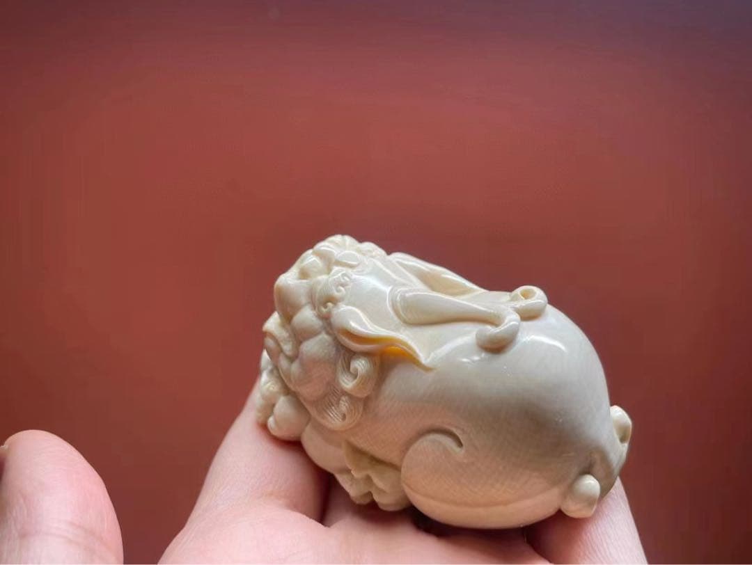 中国　手作り　マンモス牙 貔貅