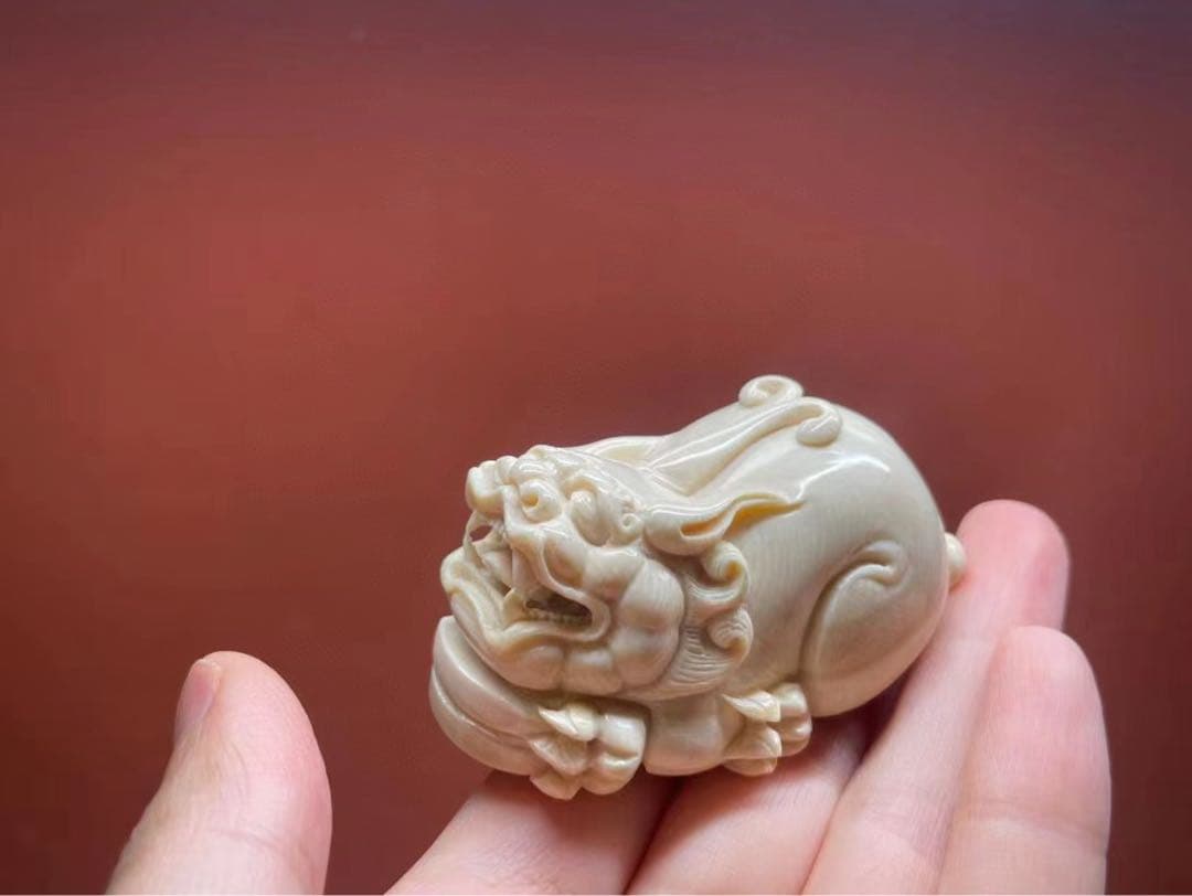 中国　手作り　マンモス牙 貔貅