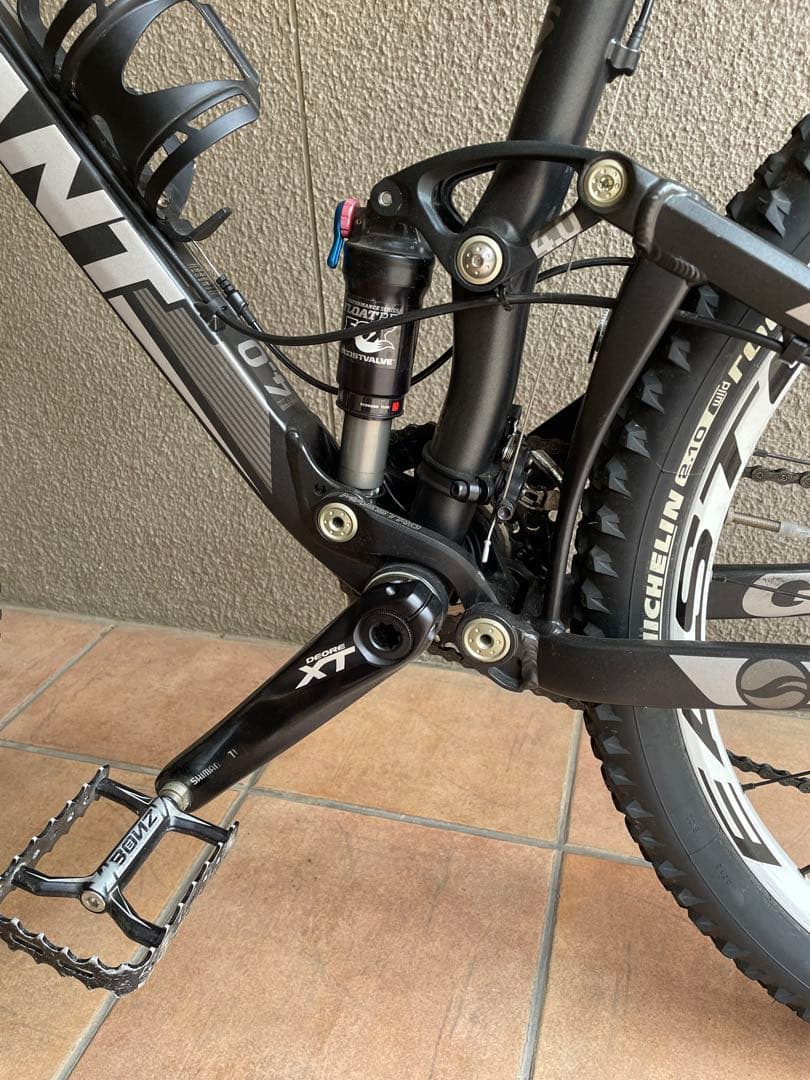 GIANT ANTHEM 2012年モデル　EASTONホイール・ ハンドルバー