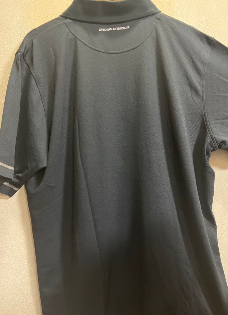 【大きいサイズ】 UNDER ARMOUR ブラックポロシャツ（半袖）