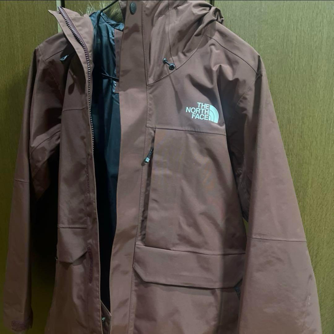 【たまごやき】ザノースフェイス　パウダーフロージャケット