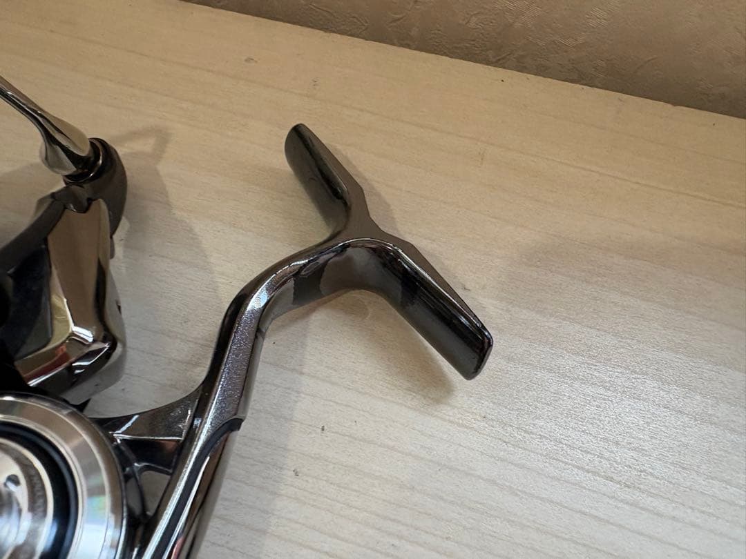 ★☆ダイワ　18イグジスト　LT2500S XH DH ボディ　美品