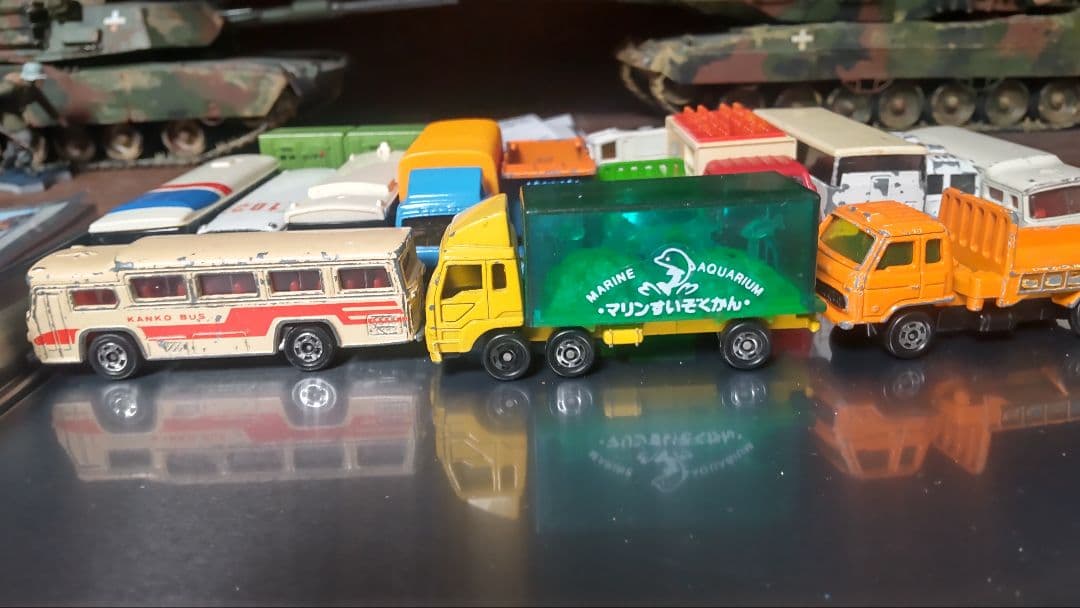 クインビー様、専用商品です。宜しくお願いします。トミカとスカイライン