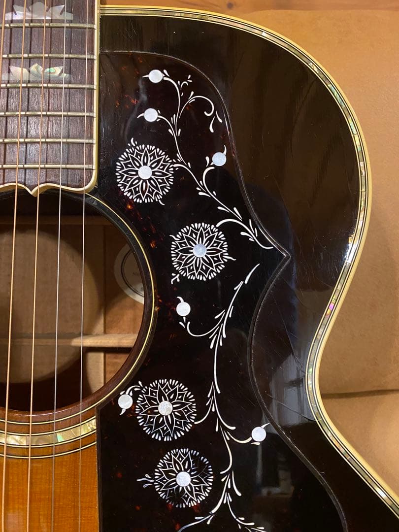 世界に36本だけのGIBSON J200 KOA MONTANA SPECIAL