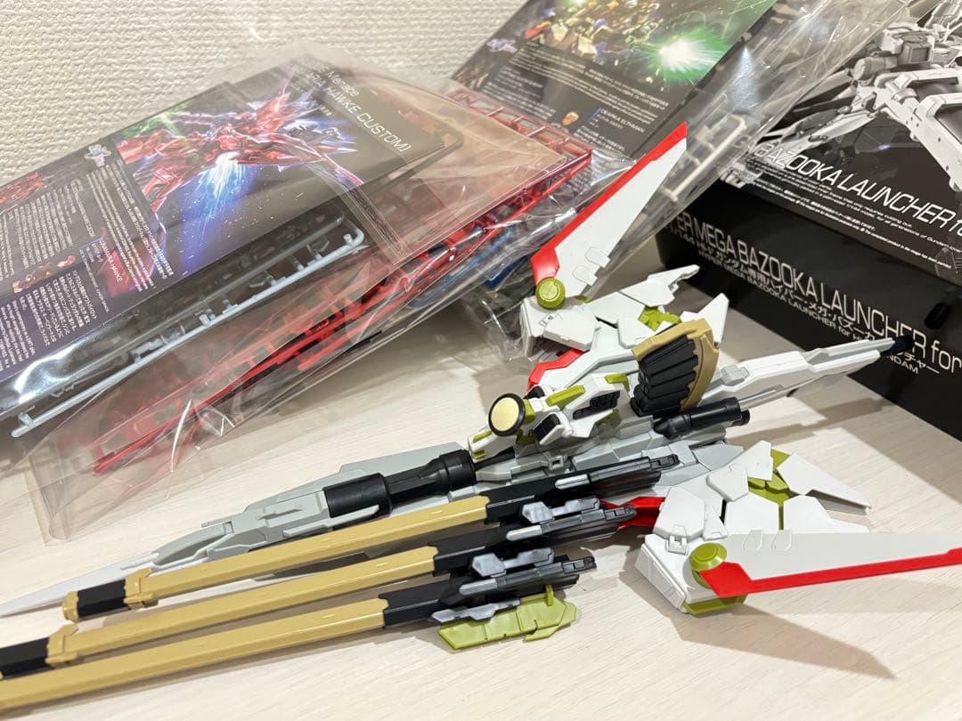 ジャンクプラモデル ガンプラ・ゼウスシルエット Hi-νガンダム メガバズーカ他