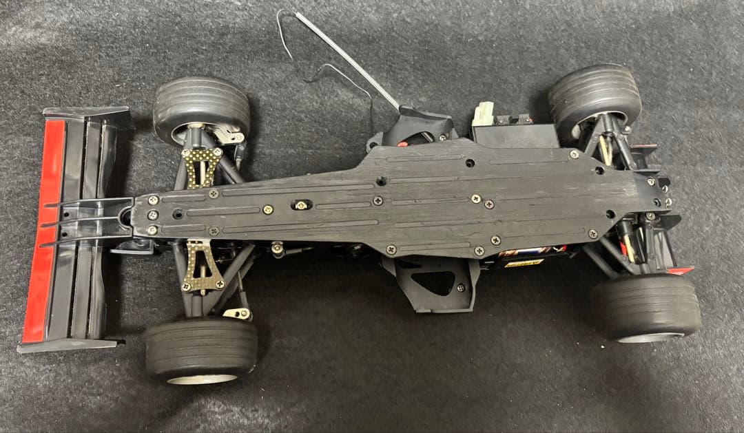 タミヤ 1/10 フェラーリ　F2001 ラジコン
