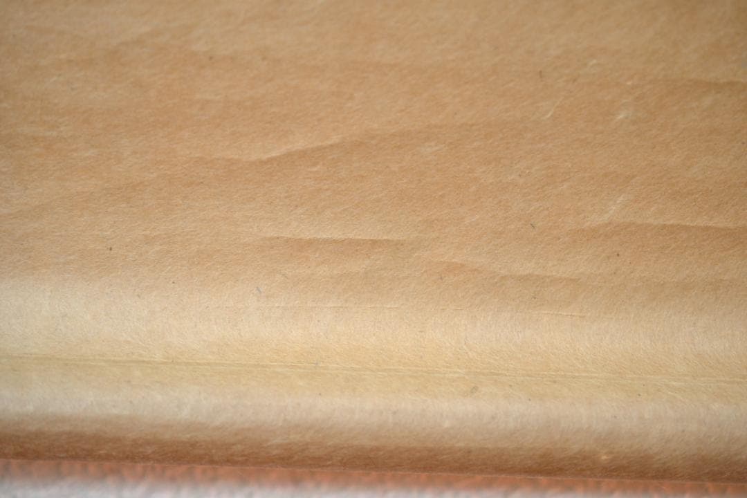 一行軸「茶煙永日香」大徳寺塔頭三玄院住職　藤井誡堂筆　　長谷川寛州極箱