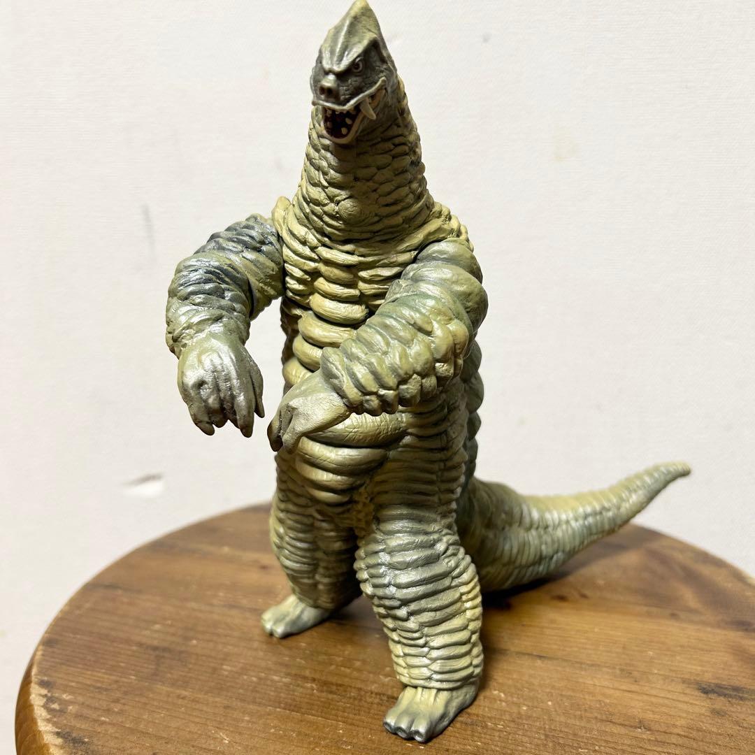 CCP 佐竹雅昭 怪獣コレクション レッドキング 2代目 ハピネット