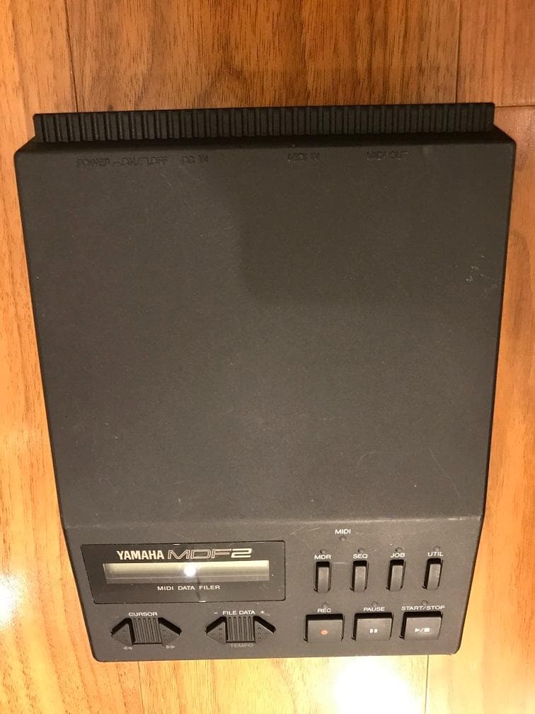 YAMAHA　MDF2　　MIDI　DATA　FILER　　動作確認済み