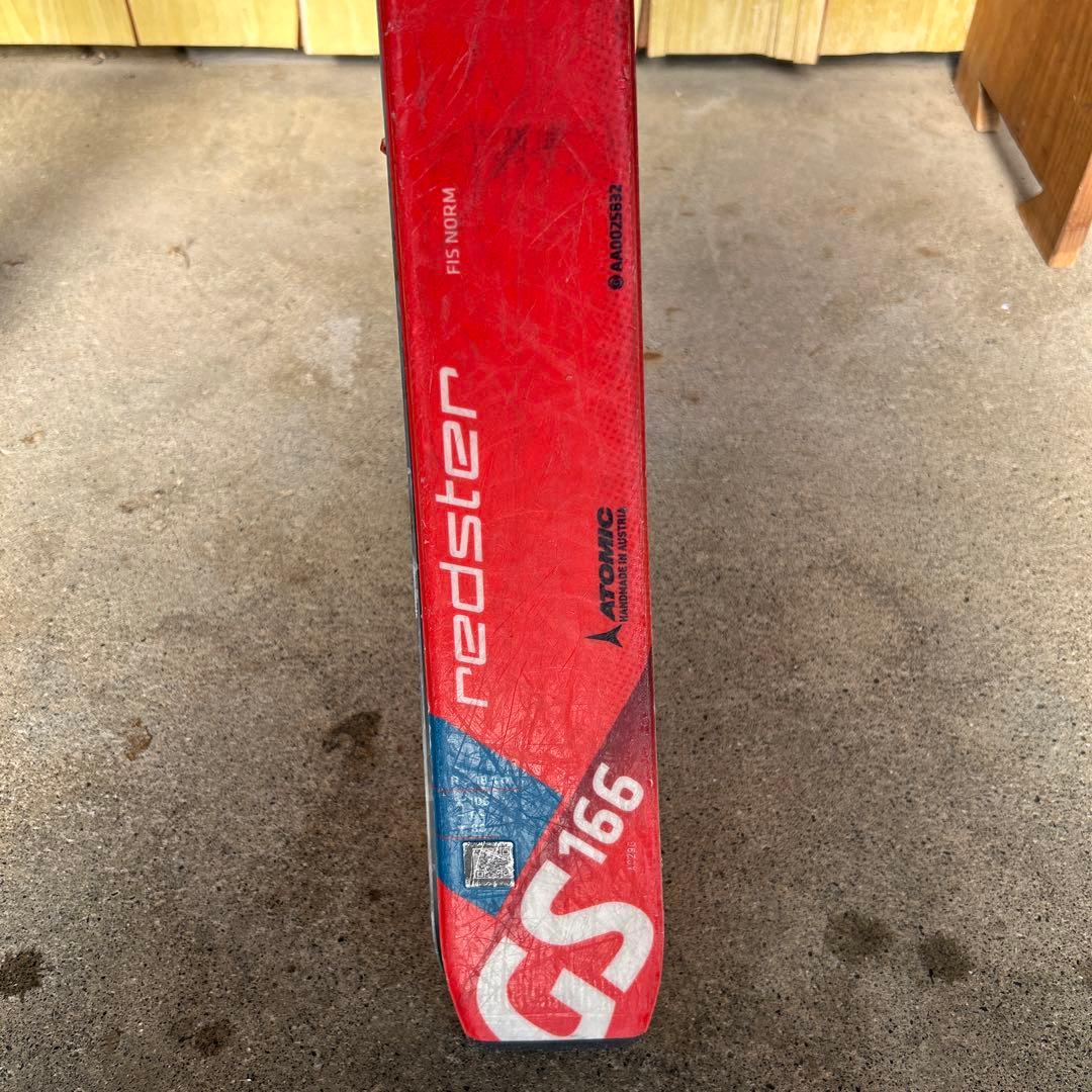 大幅値下げ中!!!atomic アトミック スキー板 166cm
