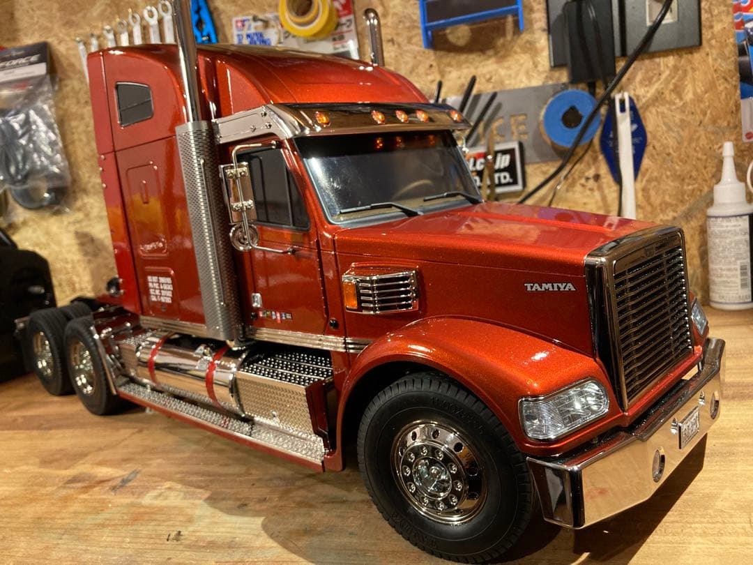 M様納車待ち　タミヤ　ナイトハウラーカスタム　フルオペ　サキールオレンジ