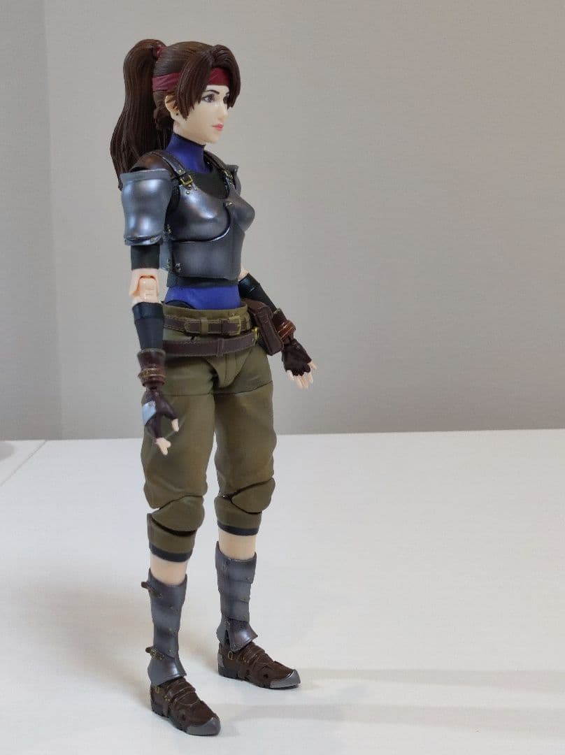 ファイナルファンタジーVII PLAY ARTS改 ジェシー 可動フィギュア