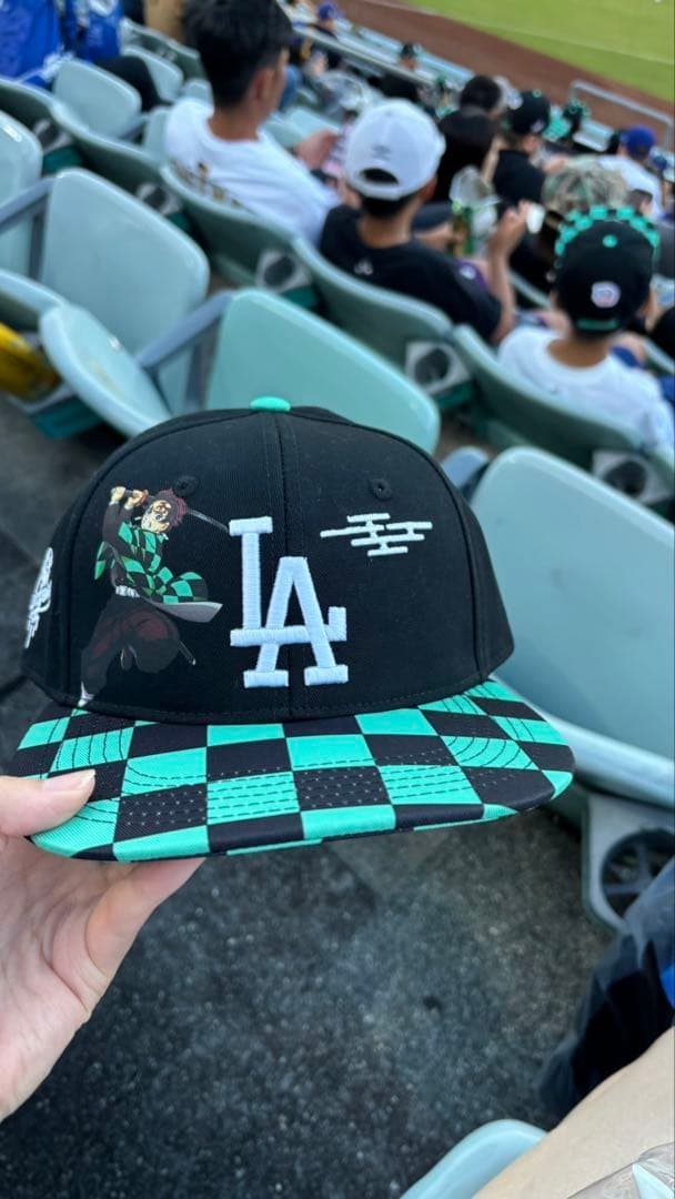 8/15 来場者限定鬼滅の刃 炭治郎×Dodgers ドジャース キャップ