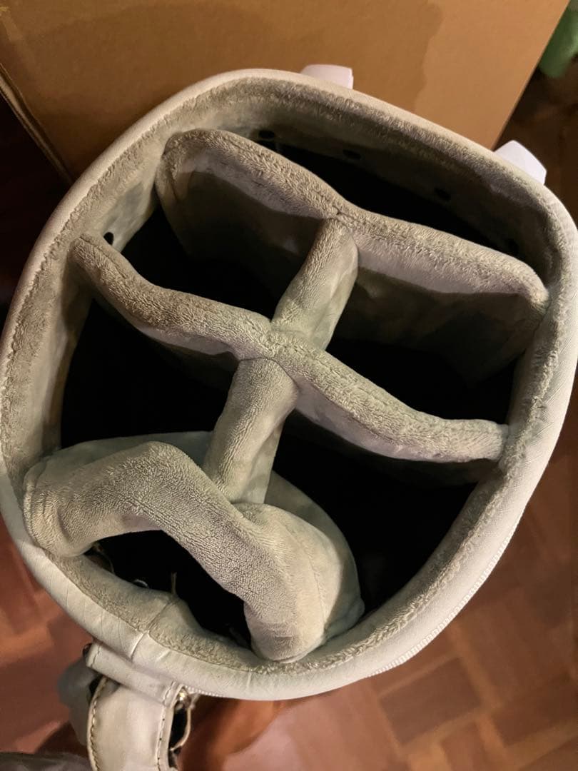 ZERO HALLIBURTON 軽量キャディバッグ ライトグレー